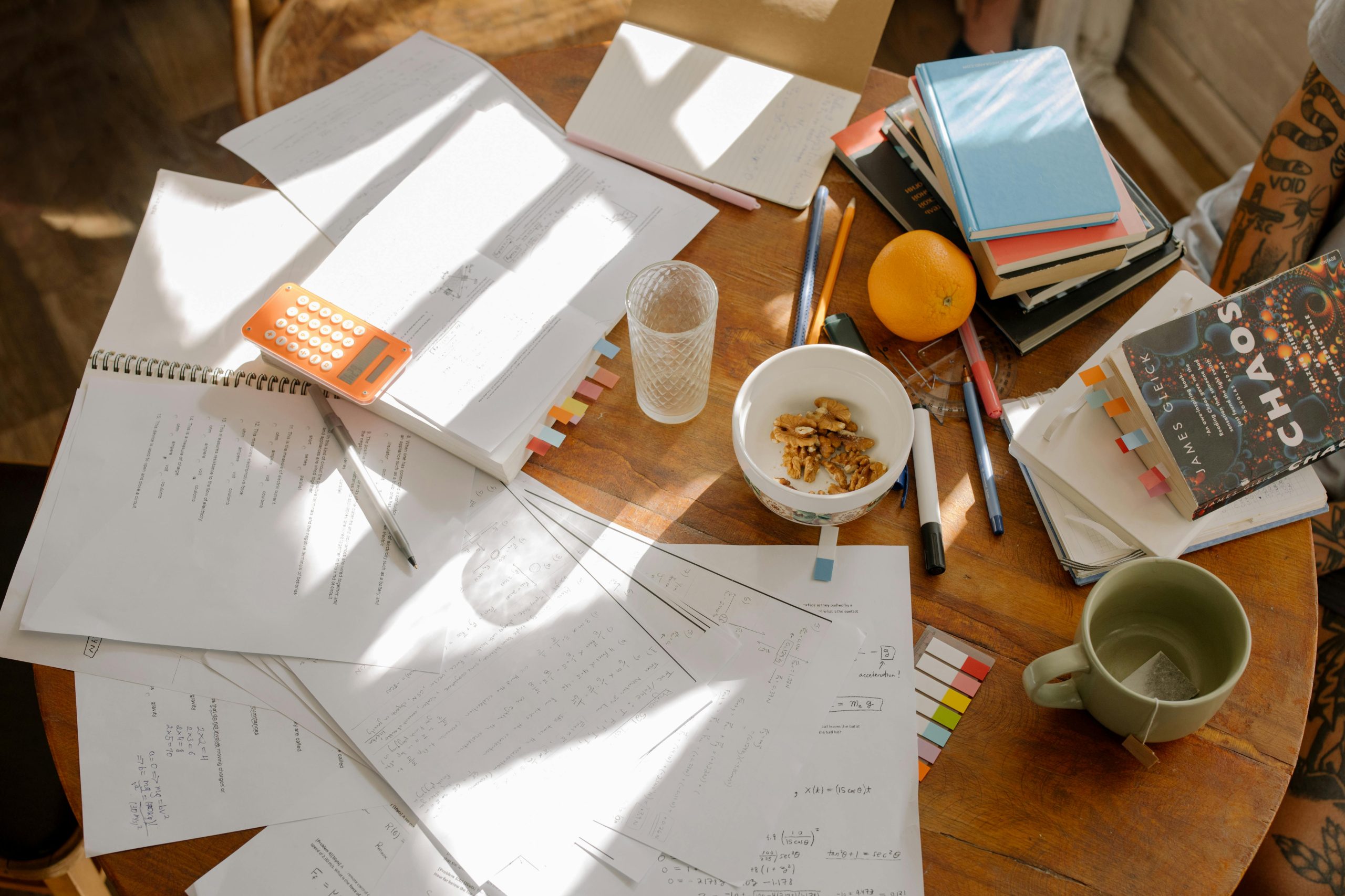 Ghostwriting für Essays: Der unsichtbare Helfer im Studium